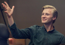 Опытных актеров вряд ли можно удивить костюмами для съемок, но иногда даже много повидавшим артистам приходится примерить что-то новое