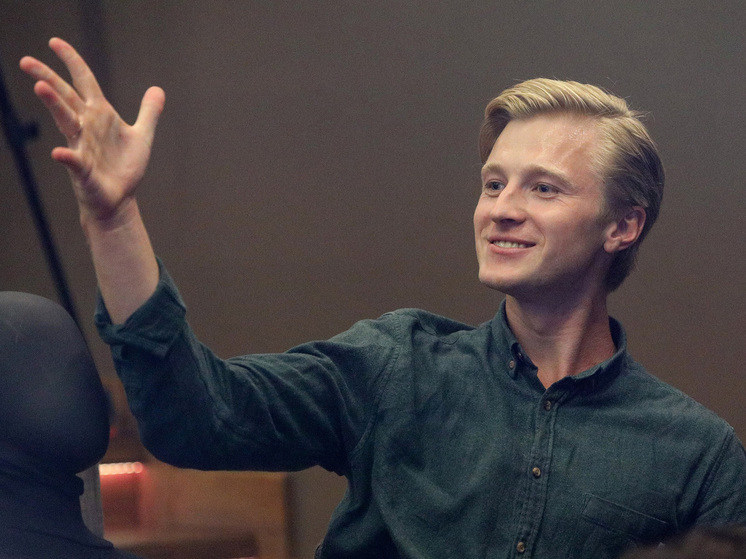 Опытных актеров вряд ли можно удивить костюмами для съемок, но иногда даже много повидавшим артистам приходится примерить что-то новое