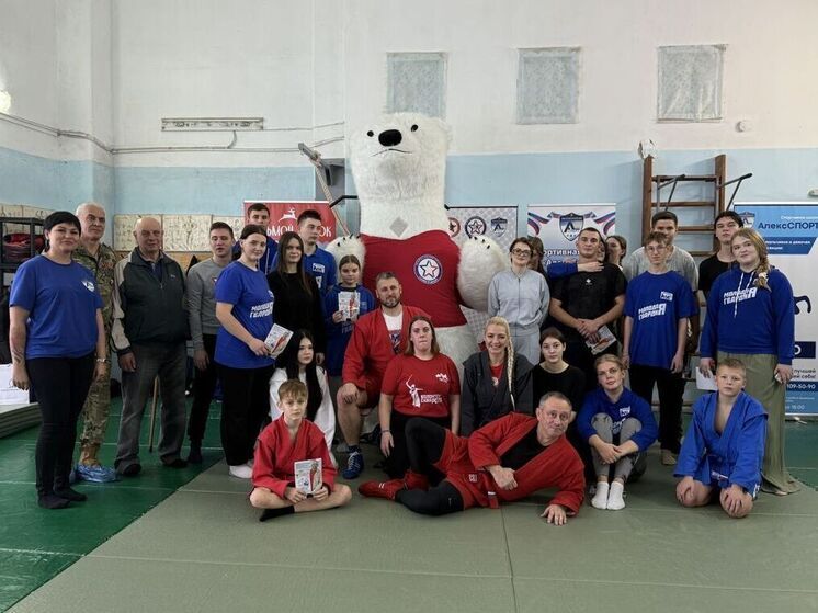 В Пензе состоялась открытая тренировка по самбо в преддверии Дня народного единства