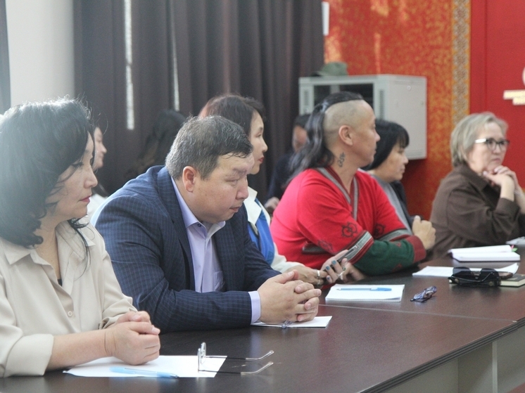 В Туве земские работники культуры получили положенные выплаты и приступили к работе