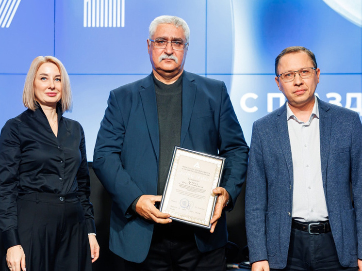 Более 900 работников НЛМК наградят к годовщине первой плавки чугуна