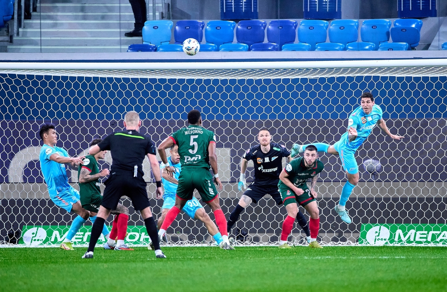 ЦСКА обыграл «Пари НН», «Динамо» в большинстве сыграло вничью с «Рубином»: лучшие фото матчей