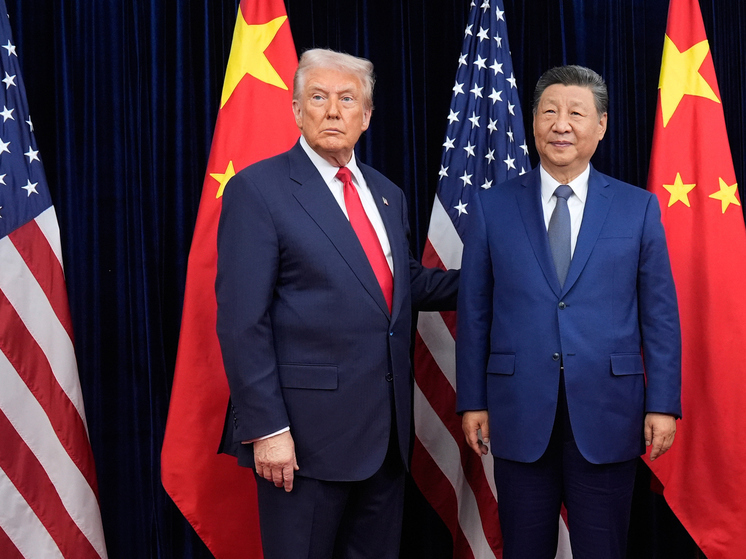 Китай и США продолжат борьбу даже после возобновления диалога – обозреватель