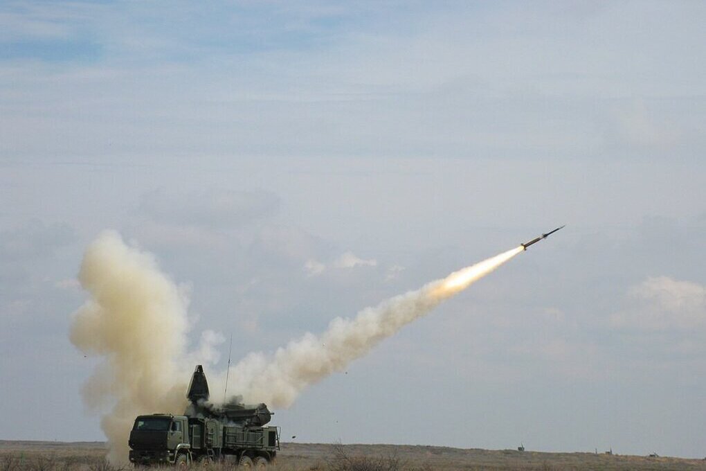 Под огнем Сочи, Геленджик и Туапсе: украинские дроны атаковали юг России – десятки взрывов и сбитых целей