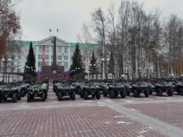 Югра отправила партию спецтехники в зону СВО