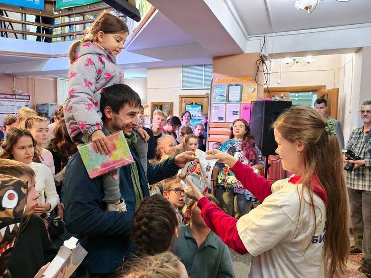 Сотни хабаровчан посетили «Молодежный Движ» библиотеки имени Наволочкина