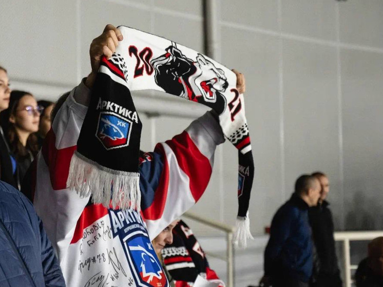 Дубль Тарасова принес ХК «Арктика» победу в Мурманске