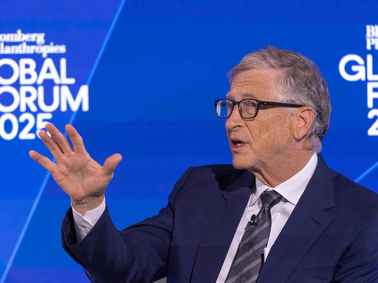 Миллиардер Гейтс не считает климатические изменения путем к концу света