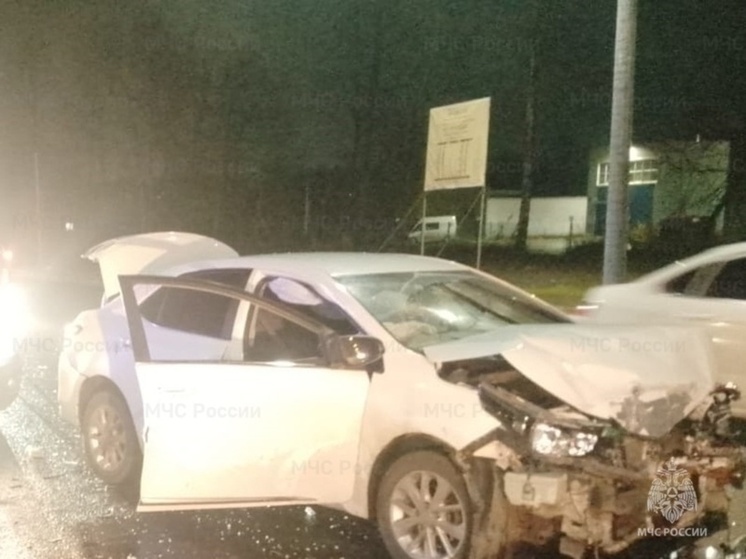 В Обнинске в ДТП с двумя иномарками пострадали люди