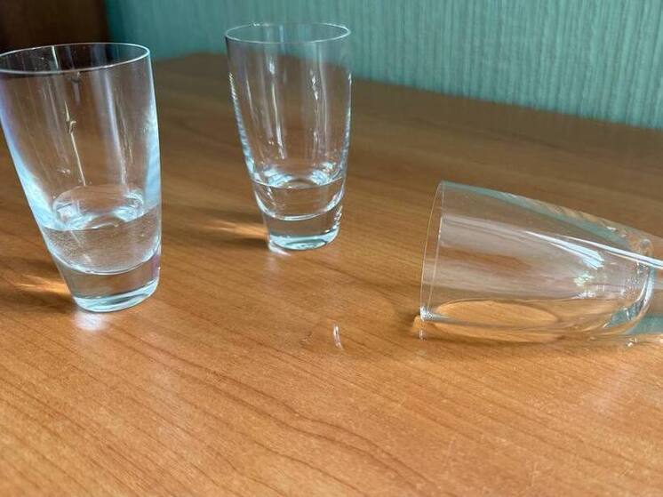 Жажда алкоголя толкнула жителя Хакасии на кражу телефона у приятеля