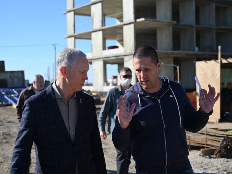 Сальдо: посетили стройку жилого комплекса «Белые пески» на 18 домов
