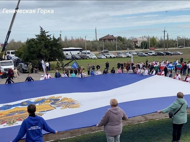 Херсонские единороссы приняли участие в акции «Энергия двух морей»