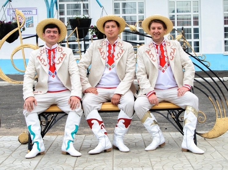 Псков встречает «Ночь искусств» хороводом и вечерочными песнями