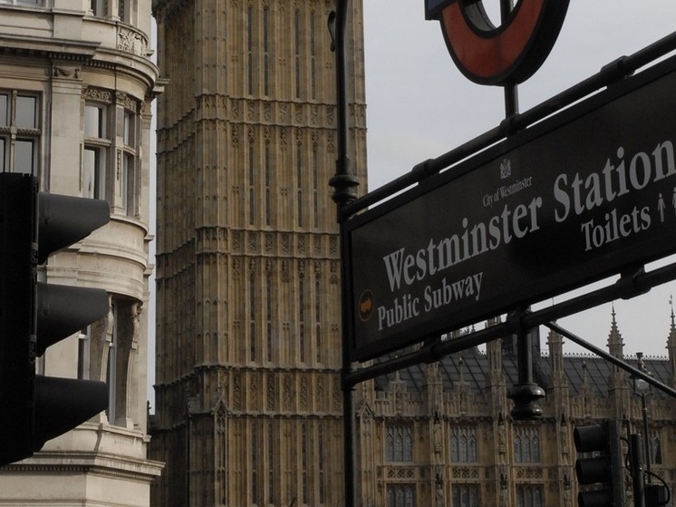 Хоутон призвал инвестировать в оборону Британии из-за страха перед Россией