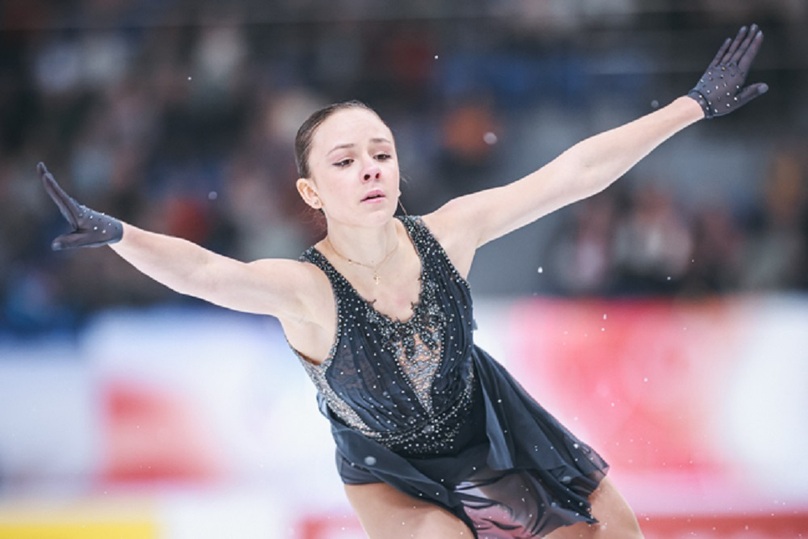 Школа Тутберидзе впереди: Двоеглазова первая после короткой программы в Красноярске
