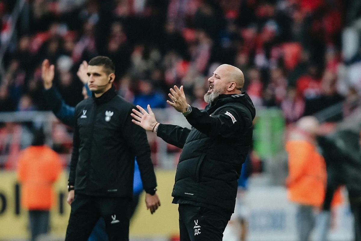 Главный тренер московского «Спартака» Деян Станкович подвергся жесткой критике после поражения от «Краснодара»