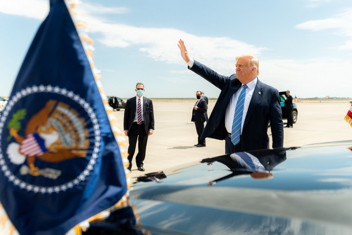 Трамп снова отказал Украине в ракетах Tomahawk