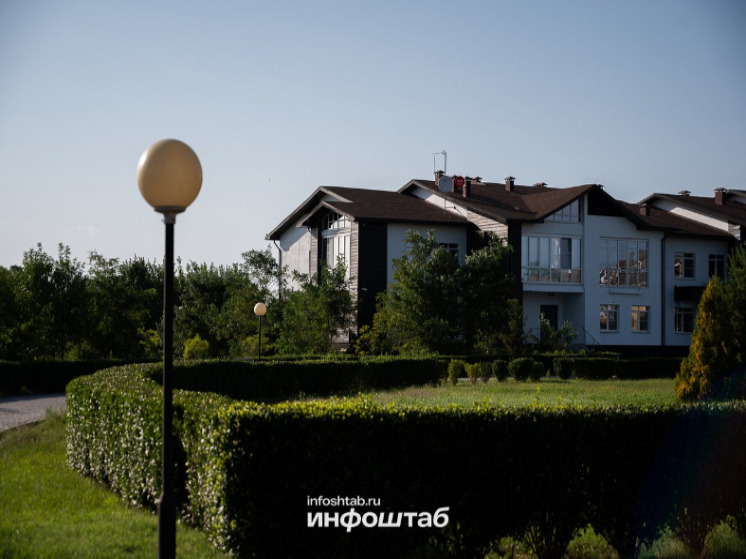 Астраханские гостиницы начнут заселять туристов без паспорта