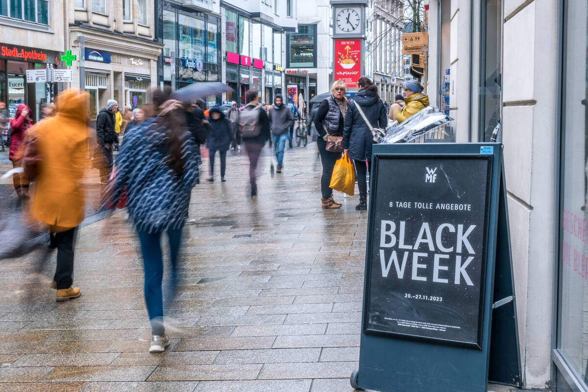«Вчера была среда, сегодня — понедельник» — как не остаться без скидок и без денег в «черную пятницу»