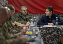 Губернатор Ямала Дмитрий Артюхов лично пообщался с участниками спецоперации