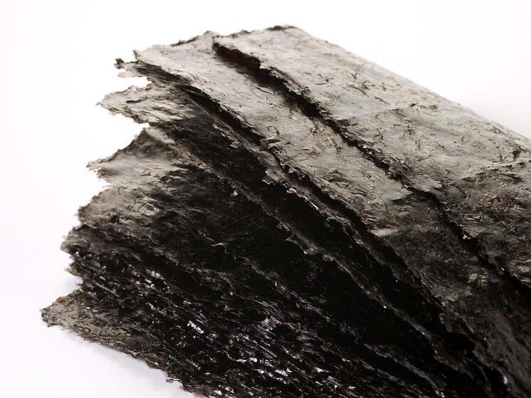 Для правильного питания в школах города было приобретено  100 тысяч пачек нори