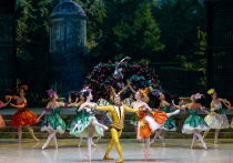 Проходящий сейчас в Москве Десятый Фестиваль музыкальных театров «Видеть музыку» преподнес своим зрителям нежданный и замечательный подарок: показал в своей программе два редких балетных раритета