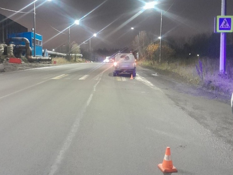 Машина сбила пешехода прямо на пешеходном переходе в Мурманске