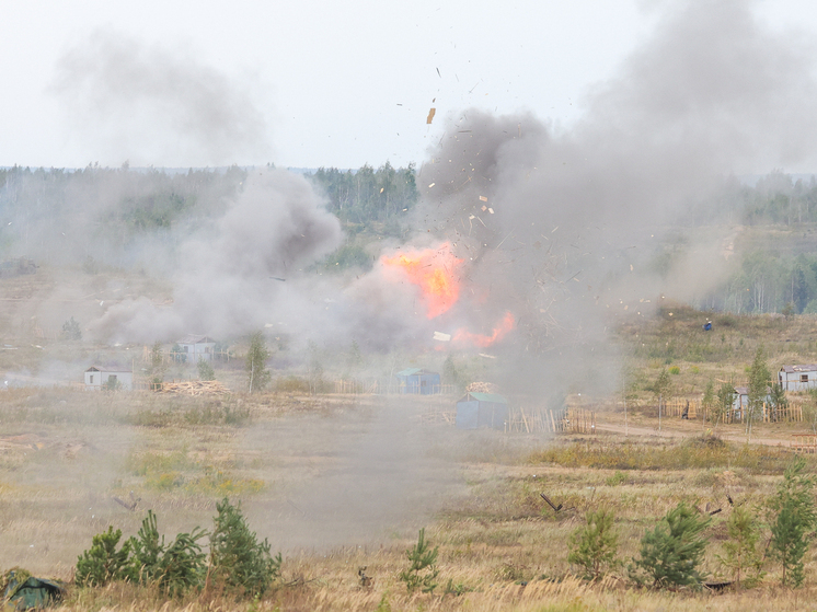  

Бывший американский офицер-разведчик Скотт Риттер в опубликованном на своём YouTube-канале материале предсказал скорый крах оборонительных позиций Украины, который, по его оценке, обернётся массовыми окружениями подразделений ВСУ