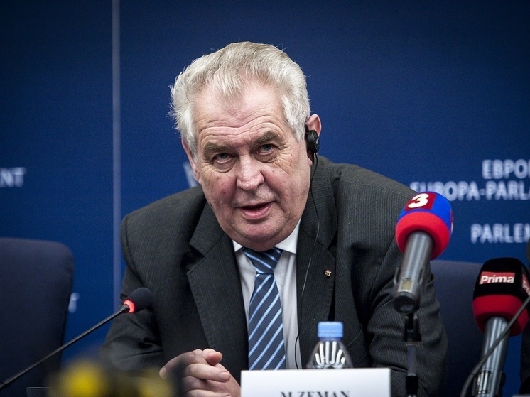 Лубош Прохазка: экс-президент Чехии Милош Земан госпитализирован