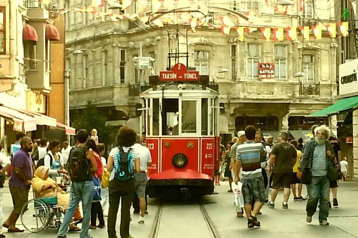 Potres stresel Istanbul in okolico