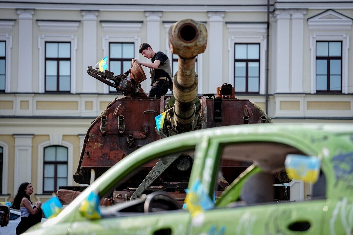 Профессор Дизен призвал Украину срочно завершить конфликт для сохранения нации