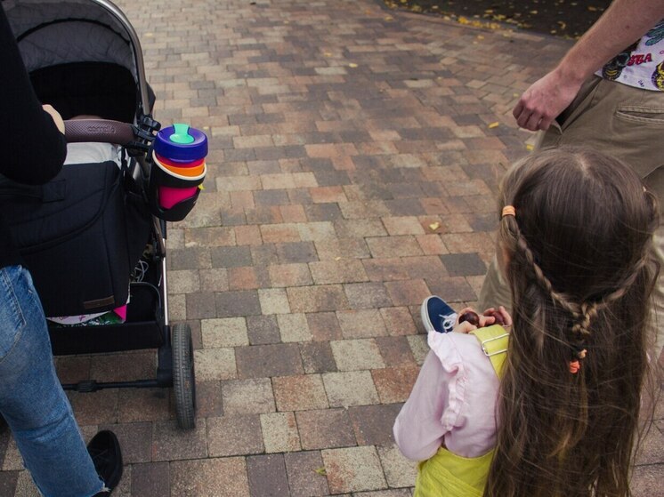 Ленинградцам объяснили, что многодетные отцы стареют быстрее