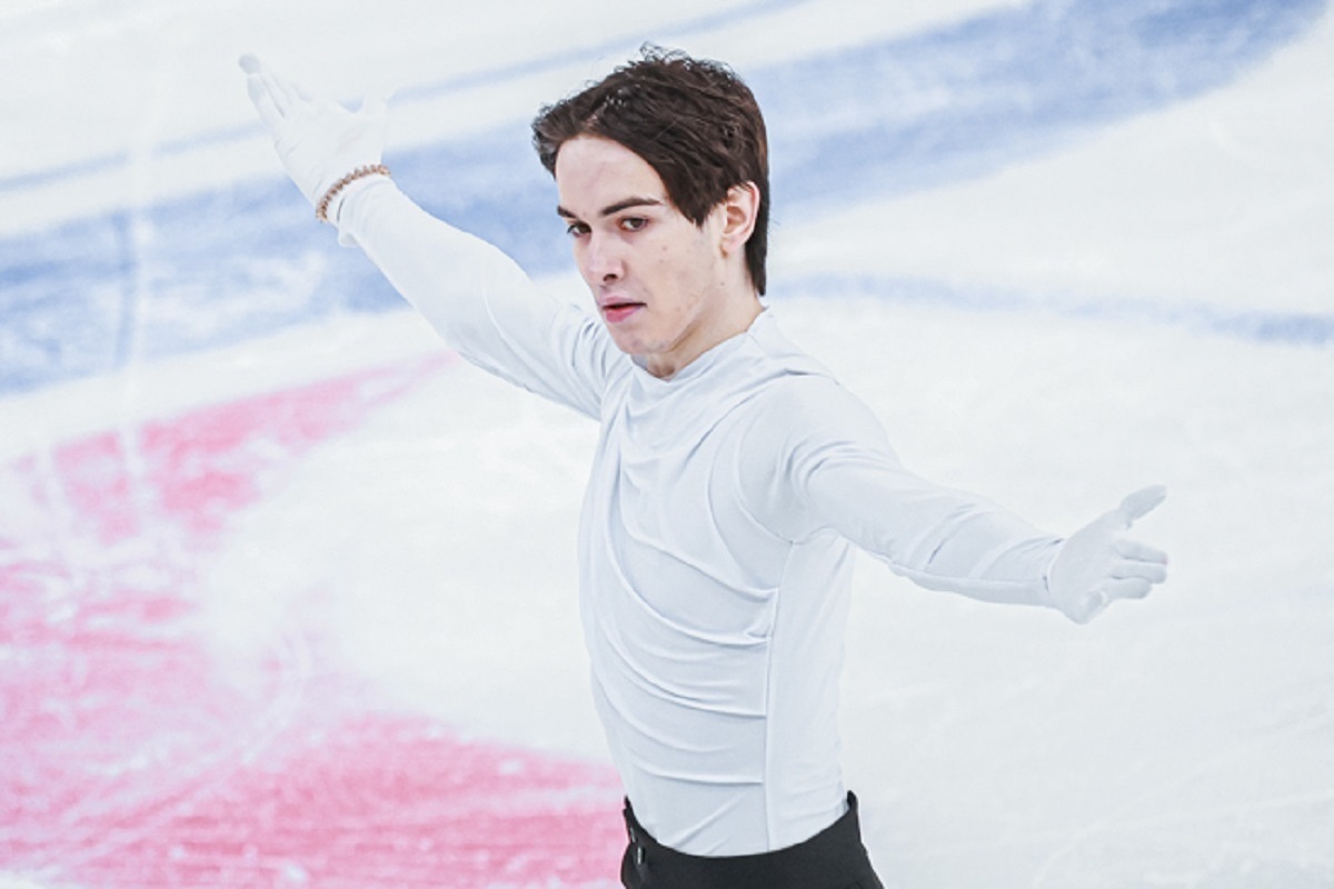 Угожаев выиграл этап Гран-при в Красноярске, впервые исполнив четверной риттбергер