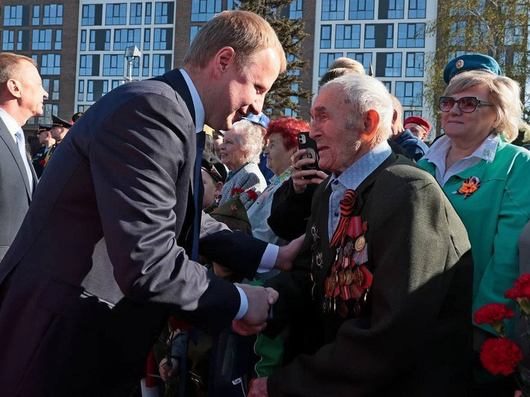 Глава Алтайского края и председатель АКЗС поздравили жителей с Днем народного единства