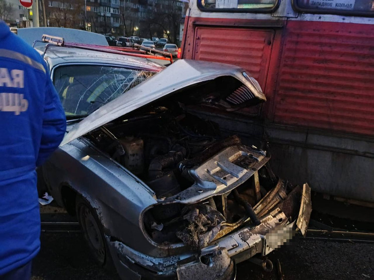 Пожилой бийчанин пострадал в ДТП с автомобилем и трамваем