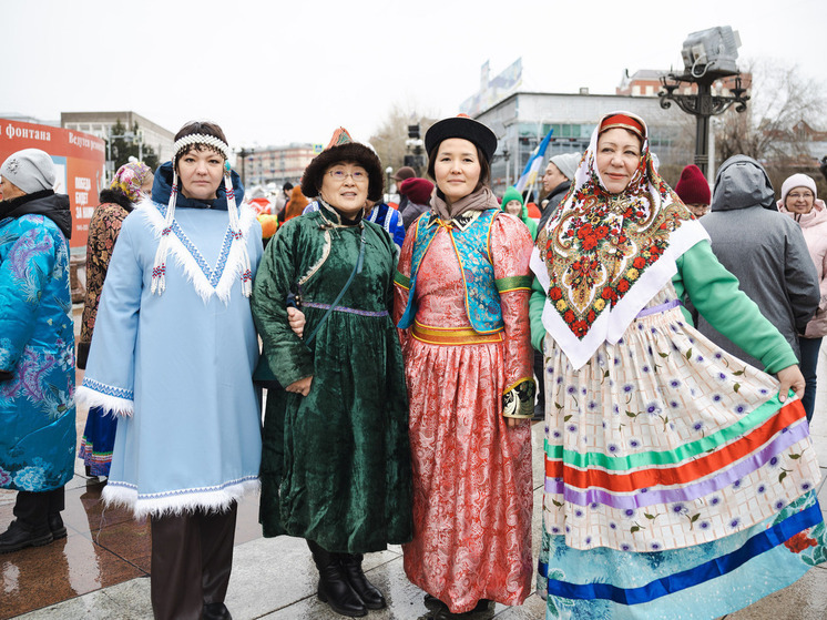 Глава Бурятии Алексей Цыденов призвал земляков к сплоченности в День народного единства