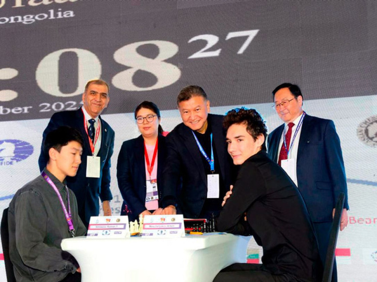Подросток из Барнаула завоевал пять медалей на первенстве Азии по шахматам
