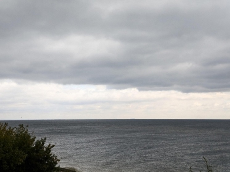 Сильный ветер при +13 градусах ожидает астраханцев 4 ноября