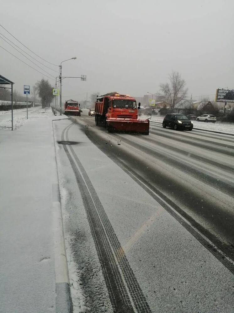 Омские дорожники работают в усиленном режиме из‑за непогоды