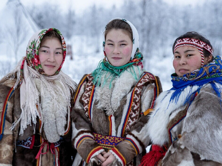 «На деле знаем, что такое — быть вместе»: глава ЯНАО поздравил северян с Днем народного единства