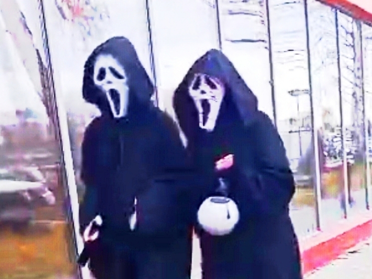 Жителей Оренбурга возмутило «бесовское» мероприятие в мегамолле