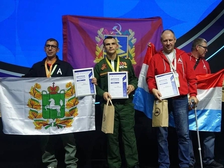Томские ветераны СВО завоевали бронзу на национальном чемпионате «Абилимпикс»