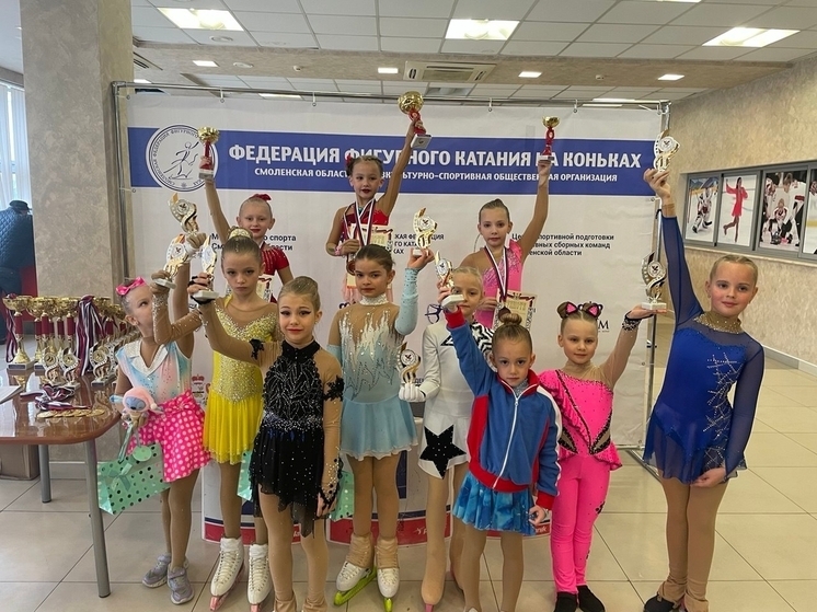 В Смоленске завершился фестиваль фигурного катания «ГАМАЮН»