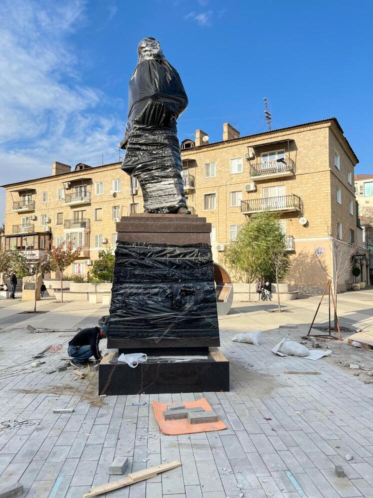 Памятник Коркмасову в Махачкале собираются открыть 7 ноября