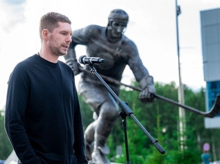 Главный тренер «Металлурга» опроверг слухи о конфликте с Евгением Кузнецовым