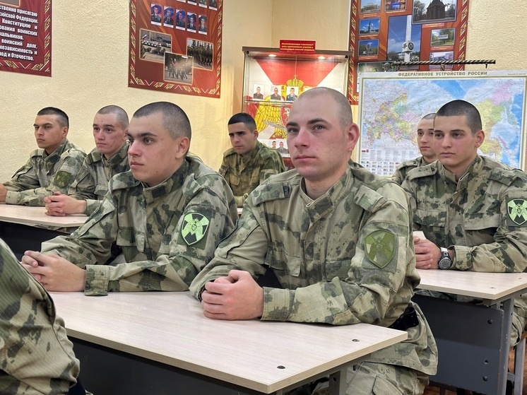 В зареченской части Росгвардии провели патриотическое мероприятие ко Дню народного единства