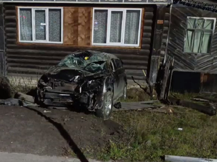 Пьяный водитель снёс деревенский дом в Нижегородской области