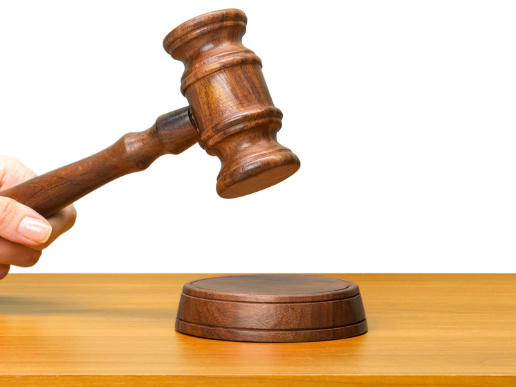 BMW X5 с номером 007 выставлен на торги в Новосибирске