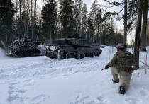 Согласно официально опубликованному в конце октября ежегодному статистическому альманаху по военной технике, британская армия увеличила свой парк основных боевых танков на 32 процента. Об этом пишет американский Military Watch Magazine (статью перевели ИноСМИ). 