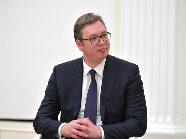 Вучич заявил о досрочных парламентских выборах